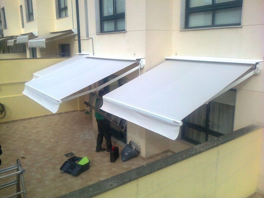 TOLDO SEMICOFRE/TEJADILLO