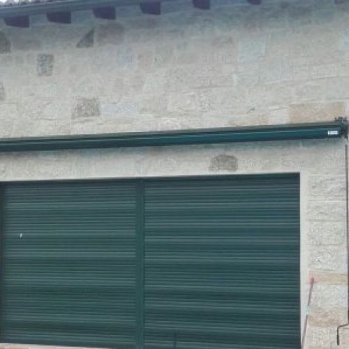 TOLDO COFRE CERRADO
